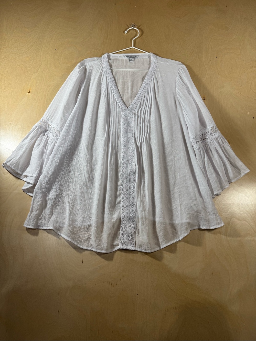 Counterparts White V-Neck Peasant Tunic with Lace Trim Size XL